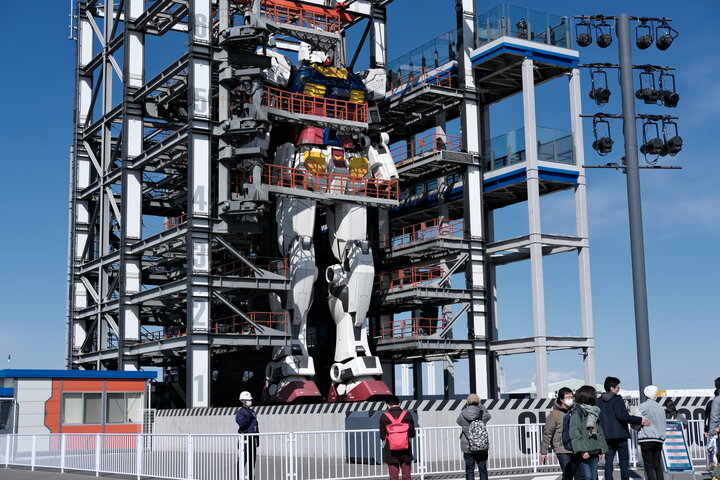A giant animatronic robot inside scaffolding